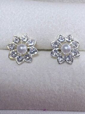 Silver Floral Pearl Stud Earrings for Women